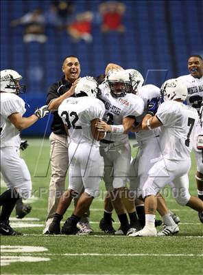 Thumbnail 2 in THSCA Texas All-Star Game photogallery.
