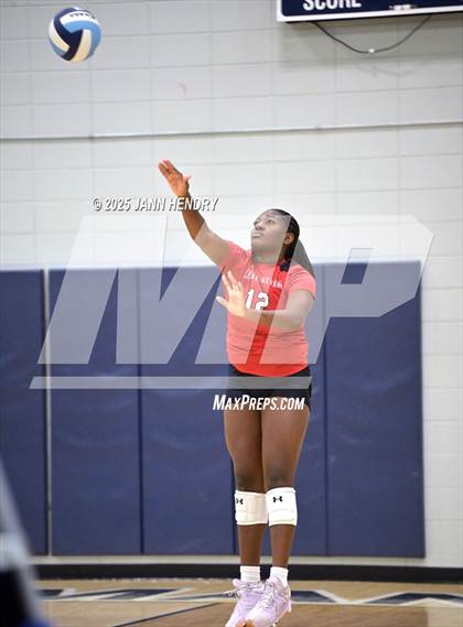 Thumbnail 2 in Cardinal Newman vs. Daniel (Dorman Tournament of Champions) photogallery.