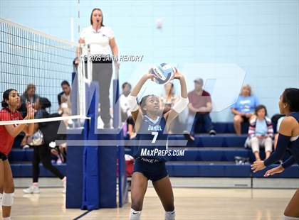 Thumbnail 2 in Cardinal Newman vs. Daniel (Dorman Tournament of Champions) photogallery.