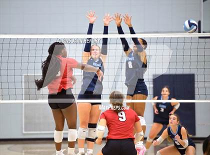 Thumbnail 2 in Cardinal Newman vs. Daniel (Dorman Tournament of Champions) photogallery.