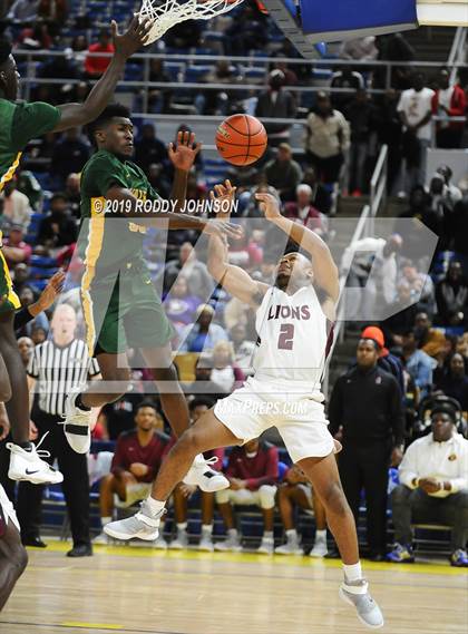 Thumbnail 2 in Walker vs. Ouachita Parish (LHSAA 5A Marsh Madness Final) photogallery.