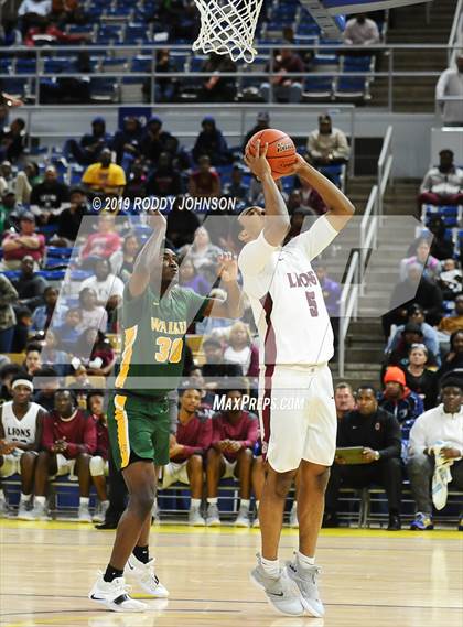 Thumbnail 3 in Walker vs. Ouachita Parish (LHSAA 5A Marsh Madness Final) photogallery.