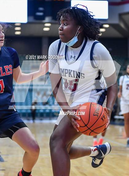 Thumbnail 2 in Tompkins vs Fort Bend Dulles (UIL 6A Quarterfinal Playoff) photogallery.