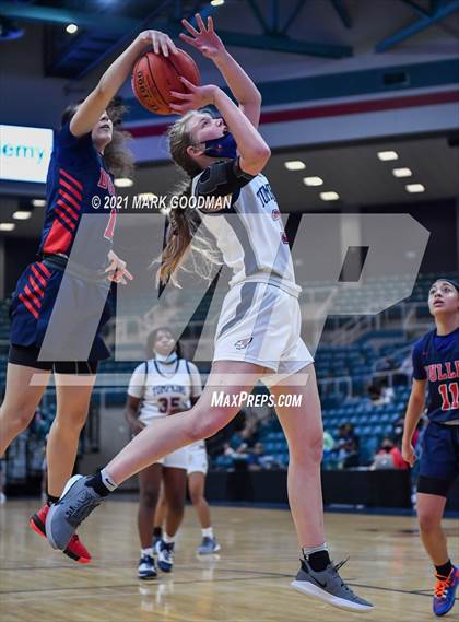 Thumbnail 2 in Tompkins vs Fort Bend Dulles (UIL 6A Quarterfinal Playoff) photogallery.