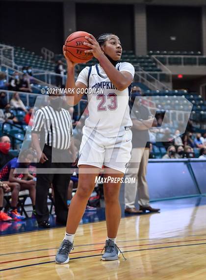 Thumbnail 2 in Tompkins vs Fort Bend Dulles (UIL 6A Quarterfinal Playoff) photogallery.