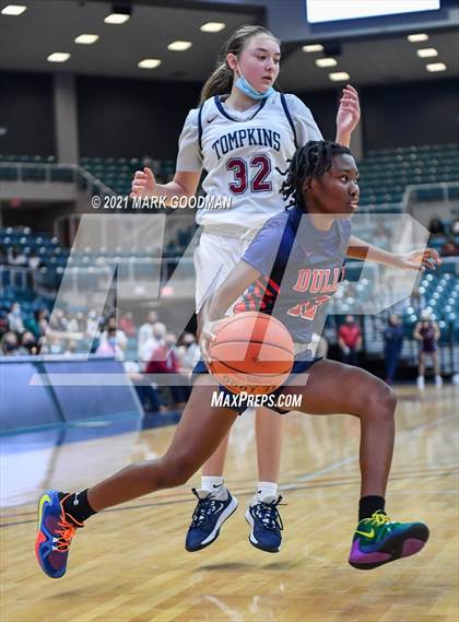 Thumbnail 2 in Tompkins vs Fort Bend Dulles (UIL 6A Quarterfinal Playoff) photogallery.