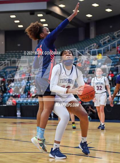 Thumbnail 2 in Tompkins vs Fort Bend Dulles (UIL 6A Quarterfinal Playoff) photogallery.