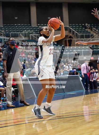 Thumbnail 3 in Tompkins vs Fort Bend Dulles (UIL 6A Quarterfinal Playoff) photogallery.