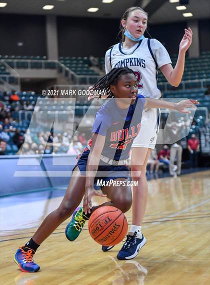Thumbnail 1 in Tompkins vs Fort Bend Dulles (UIL 6A Quarterfinal Playoff) photogallery.