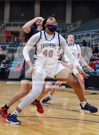 Thumbnail 1 in Tompkins vs Fort Bend Dulles (UIL 6A Quarterfinal Playoff) photogallery.