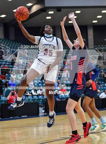 Thumbnail 1 in Tompkins vs Fort Bend Dulles (UIL 6A Quarterfinal Playoff) photogallery.