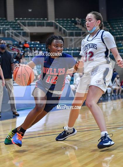Thumbnail 3 in Tompkins vs Fort Bend Dulles (UIL 6A Quarterfinal Playoff) photogallery.