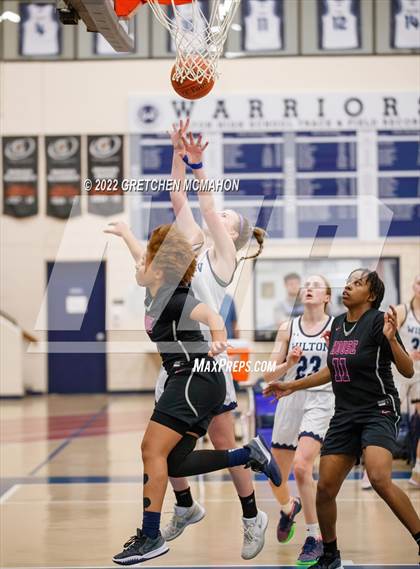 Thumbnail 3 in Hillhouse vs. Wilton photogallery.