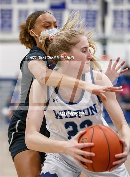 Thumbnail 3 in Hillhouse vs. Wilton photogallery.