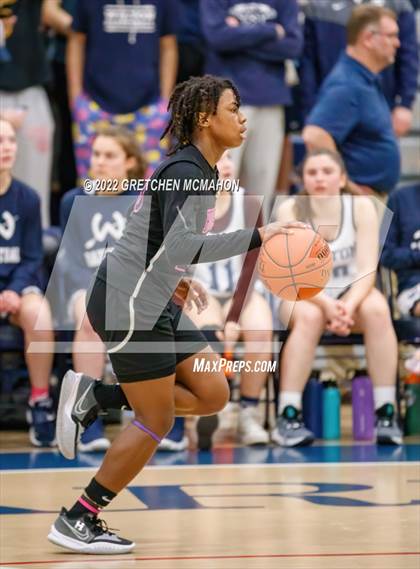 Thumbnail 1 in Hillhouse vs. Wilton photogallery.