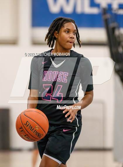 Thumbnail 1 in Hillhouse vs. Wilton photogallery.