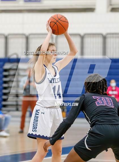 Thumbnail 3 in Hillhouse vs. Wilton photogallery.