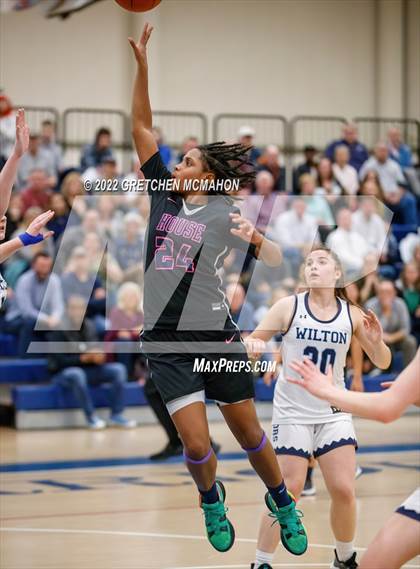 Thumbnail 1 in Hillhouse vs. Wilton photogallery.