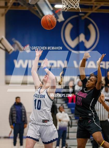 Thumbnail 1 in Hillhouse vs. Wilton photogallery.