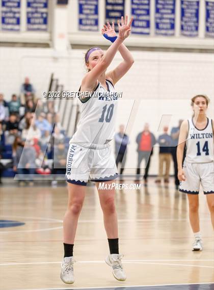 Thumbnail 1 in Hillhouse vs. Wilton photogallery.