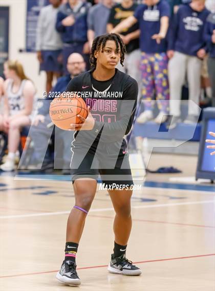 Thumbnail 1 in Hillhouse vs. Wilton photogallery.
