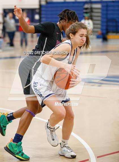 Thumbnail 1 in Hillhouse vs. Wilton photogallery.