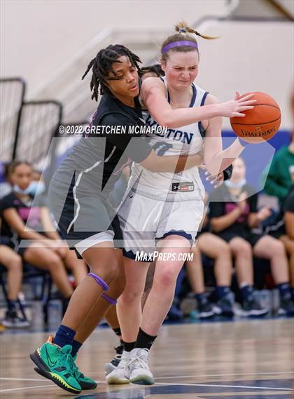 Thumbnail 2 in Hillhouse vs. Wilton photogallery.