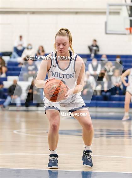 Thumbnail 2 in Hillhouse vs. Wilton photogallery.
