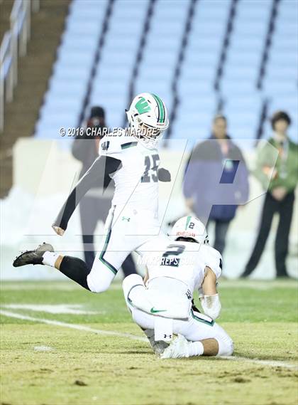 Thumbnail 3 in SE Guilford vs. Weddington (NCHSAA 3AA Championship) photogallery.