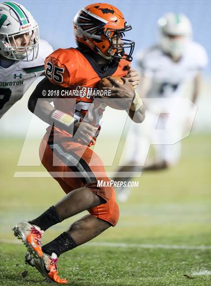 Thumbnail 1 in SE Guilford vs. Weddington (NCHSAA 3AA Championship) photogallery.