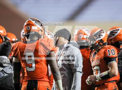 Thumbnail 3 in SE Guilford vs. Weddington (NCHSAA 3AA Championship) photogallery.
