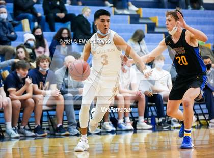 Thumbnail 3 in Wheat Ridge vs Mullen photogallery.