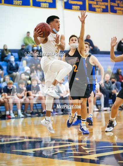 Thumbnail 3 in Wheat Ridge vs Mullen photogallery.