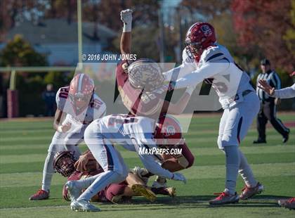 Thumbnail 2 in Monsignor Farrell vs. Archbishop Stepinac (NYCHSFL AAA Semifinal) photogallery.