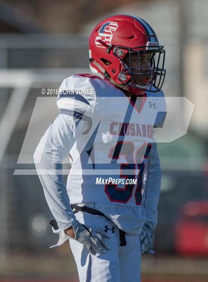 Thumbnail 3 in Monsignor Farrell vs. Archbishop Stepinac (NYCHSFL AAA Semifinal) photogallery.