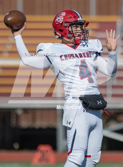 Thumbnail 2 in Monsignor Farrell vs. Archbishop Stepinac (NYCHSFL AAA Semifinal) photogallery.