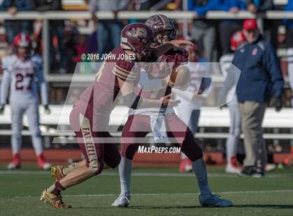 Thumbnail 3 in Monsignor Farrell vs. Archbishop Stepinac (NYCHSFL AAA Semifinal) photogallery.