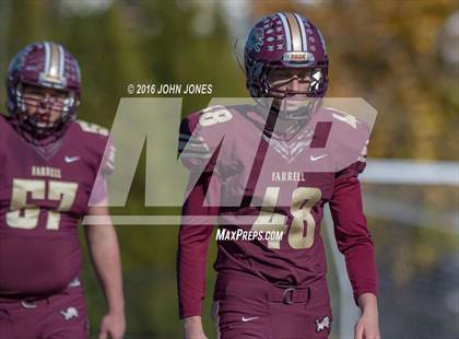 Thumbnail 3 in Monsignor Farrell vs. Archbishop Stepinac (NYCHSFL AAA Semifinal) photogallery.