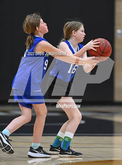 Thumbnail 3 in Menlo School @ San Domenico (CIF NorCal D4 State Regional Final) photogallery.