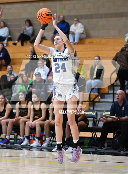Thumbnail 2 in Menlo School @ San Domenico (CIF NorCal D4 State Regional Final) photogallery.
