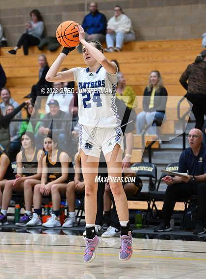 Thumbnail 1 in Menlo School @ San Domenico (CIF NorCal D4 State Regional Final) photogallery.
