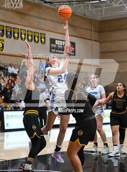 Thumbnail 3 in Menlo School @ San Domenico (CIF NorCal D4 State Regional Final) photogallery.