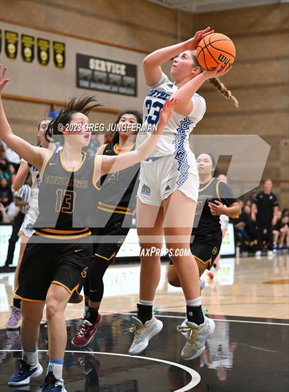 Thumbnail 2 in Menlo School @ San Domenico (CIF NorCal D4 State Regional Final) photogallery.