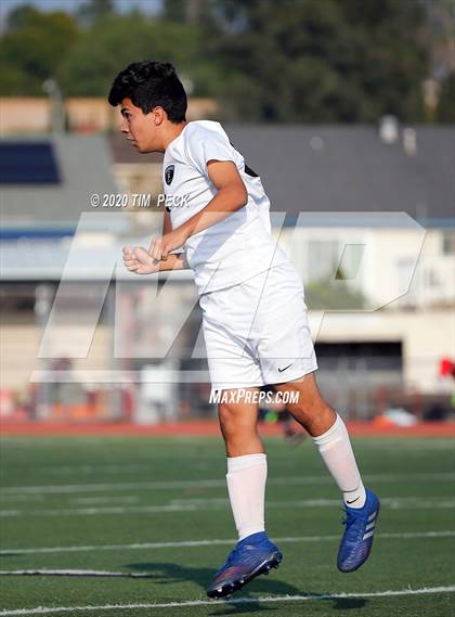 Thumbnail 1 in Foothill @ Esperanza photogallery.