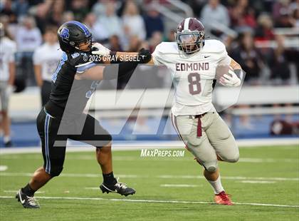 Thumbnail 2 in Edmond Memorial @ Deer Creek photogallery.