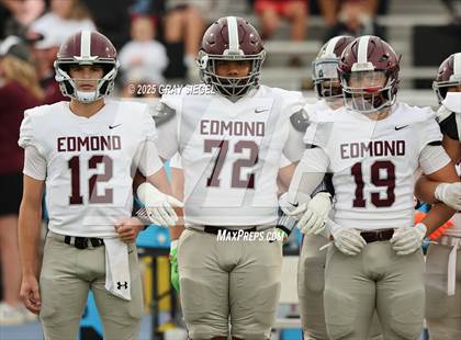 Thumbnail 1 in Edmond Memorial @ Deer Creek photogallery.