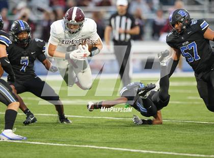 Thumbnail 2 in Edmond Memorial @ Deer Creek photogallery.