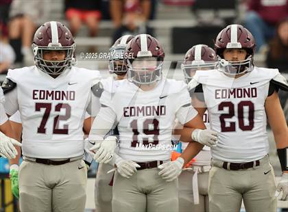 Thumbnail 3 in Edmond Memorial @ Deer Creek photogallery.
