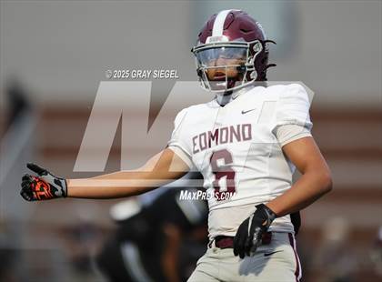 Thumbnail 1 in Edmond Memorial @ Deer Creek photogallery.