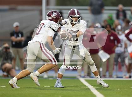 Thumbnail 2 in Edmond Memorial @ Deer Creek photogallery.